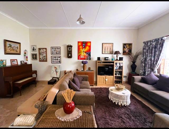 4 BEDROOM HOUSE FOR SALE IN VAAL MARINA